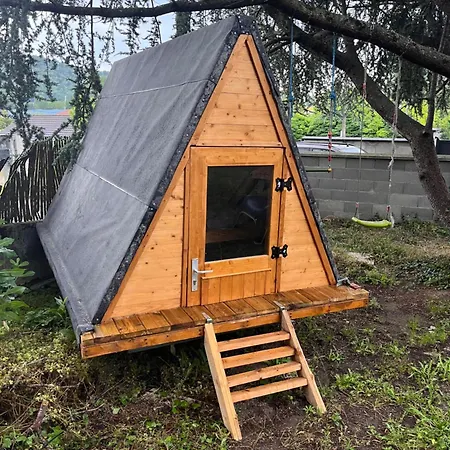 Luxury tent Canadienne Saint-Savin (Isere)